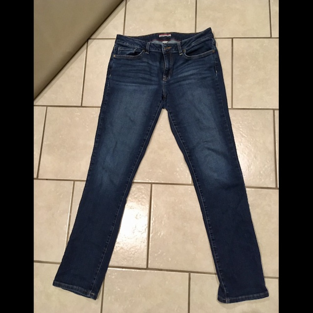 Tommy Hilfiger Straight Leg Jeans